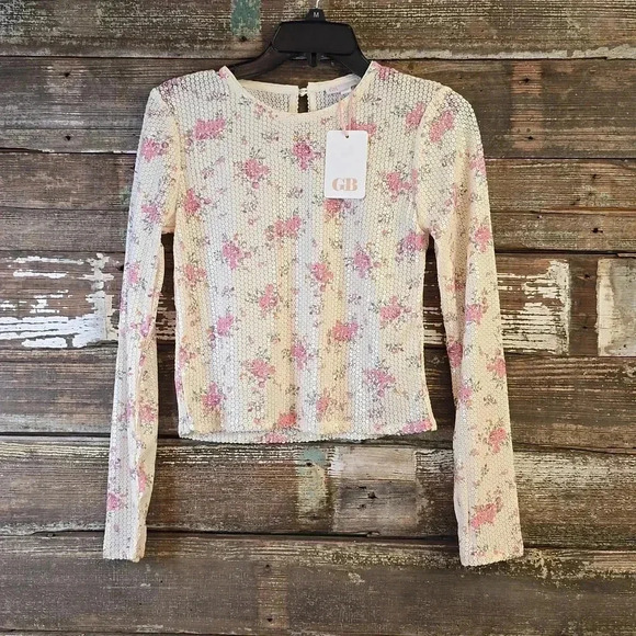 Gianni Bini Junior Sequined Blouse, Size M. Cream with pink rose pattern, NWT - Picture 1 of 4